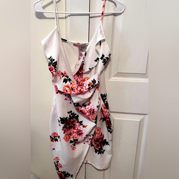 Crave Fame Floral Dress Size XL NWOT - Picture 1 of 4